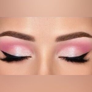 MAC Eye Shadow- Sushi Flower Satin RARE!